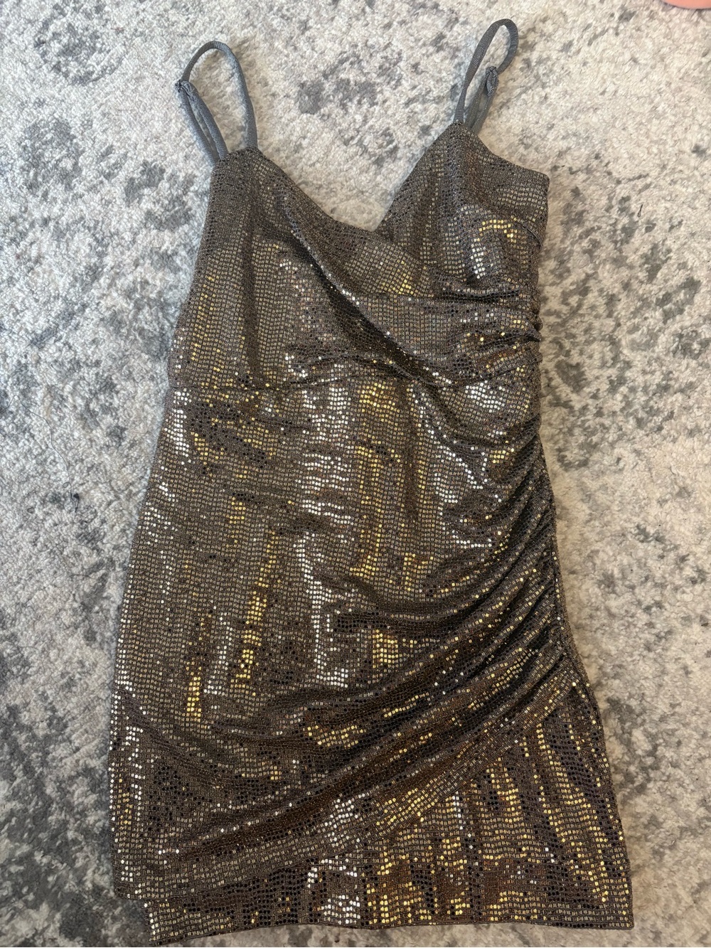 Cosmopolitan Metallic Sequin Mini Dress - Gold